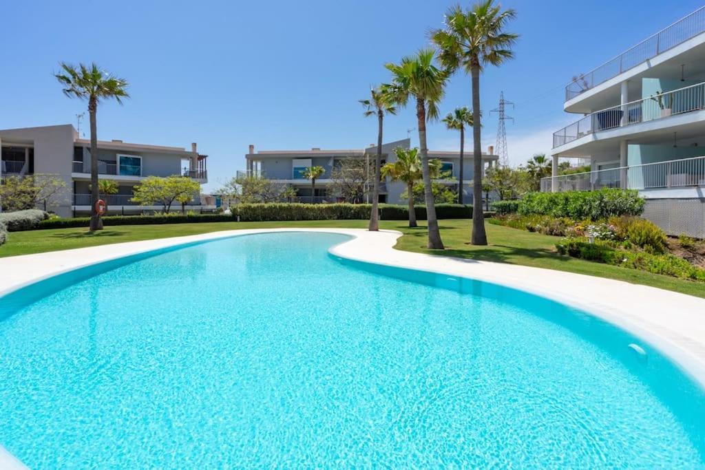 Sunny Terrace With Jacuzzi In El Higueron By Costarentals - Ref 26 Lejlighed