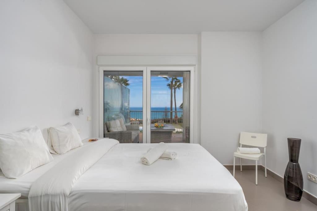 Lejlighed Sunny Terrace With Jacuzzi In El Higueron By Costarentals - Ref 26